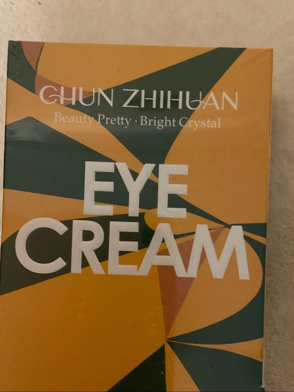 CHUNZHIHUAN Eye Cream – Firming Anti-Wrinkle Eye Treatment (Yellow & Green)